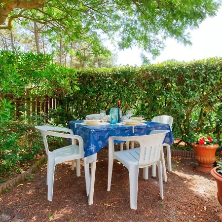 Holiday home Holiday Home Les Palombes-8 By Interhome